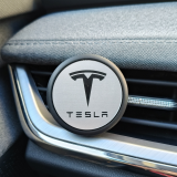 Osviežovač vzduchu Tesla čierny