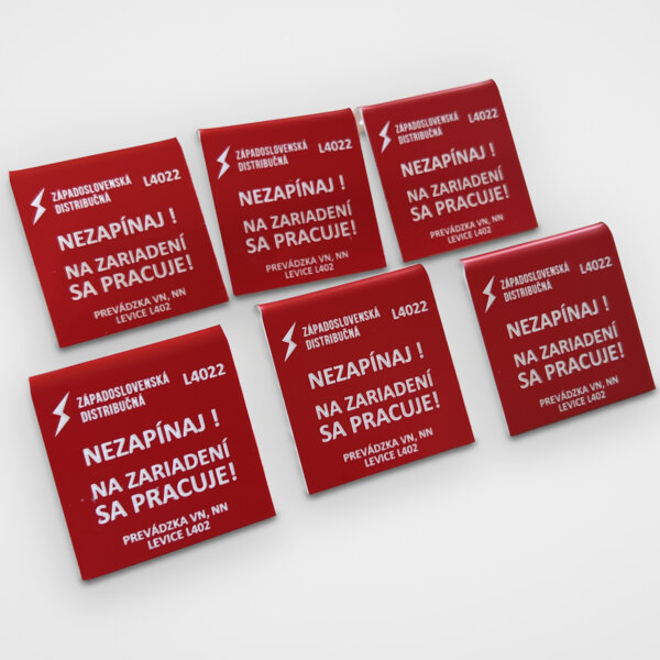 výstražné štítky pre Západoslovenskú distribúciu