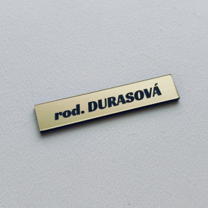 Malá úzka menovka na schránku 5 × 1 cm