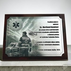 Plaketa Záchranári ZZS - obdĺžnik s ilustráciou